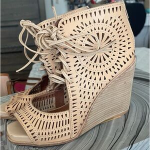 Women’s Jeffrey Campbell Shoes in size 8